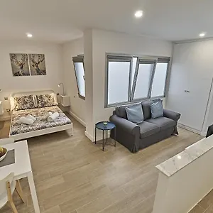 Apartment Malibu Canteras 8 - Playa, Wifi, Smarttv, Ac, Las Palmas / Gran Canaria